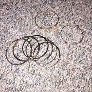 Bundle of bracelets!!